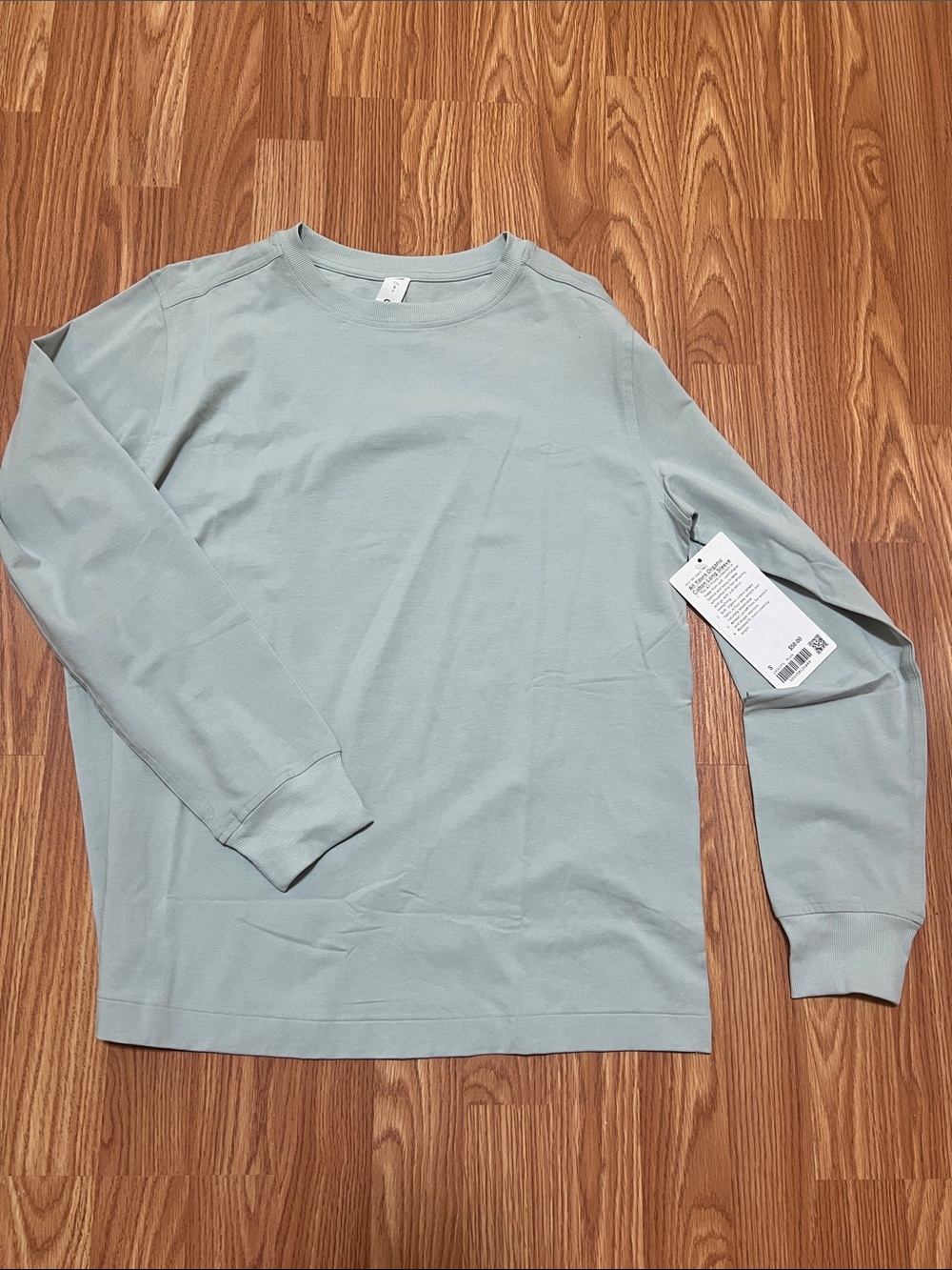 lululemon athletica Long Sleeve Crewneck in Sage Green